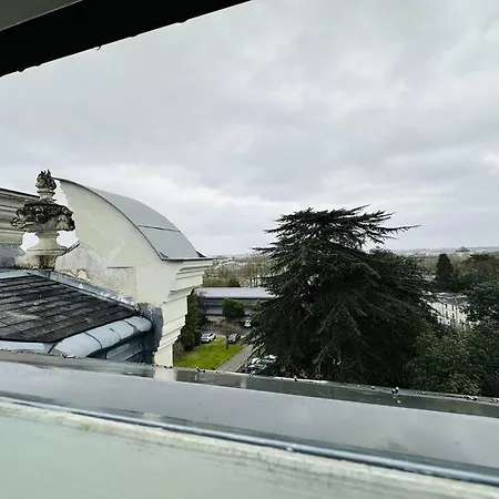 Beau T4 Dans Un Chateau 图尔